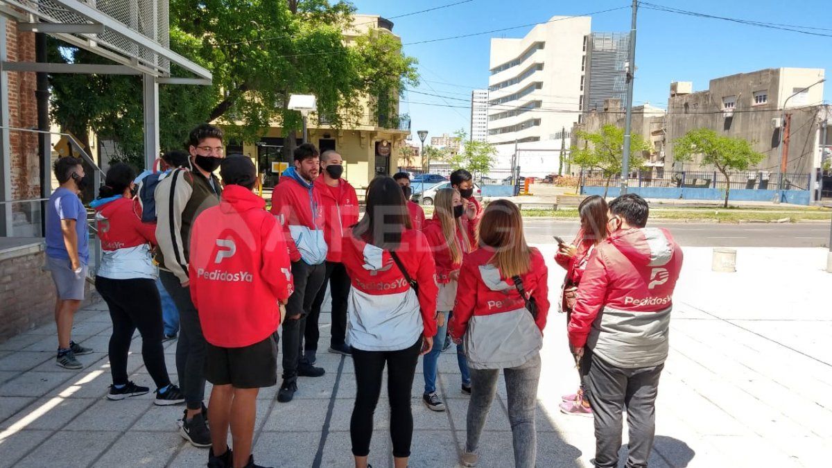 Aseguran que hay en promedio un robo por día a los repartidores de la ciudad