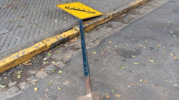 El cartel sustraído fue secuestrado y quedó a resguardo como parte del procedimiento.
