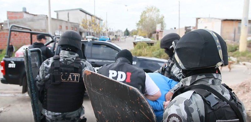 Fuga de la autopista: detuvieron a otro preso y ya son siete los recapturados