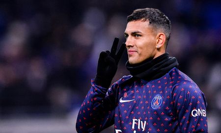 Paris Saint-Germain anunció que Leandro Paredes está lesionado y se perderá la próxima fecha Fifa con la Selección Argentina. Paris Saint-Germain anunció que Leandro Paredes está lesionado y se perderá la próxima fecha Fifa con la Selección Argentina.