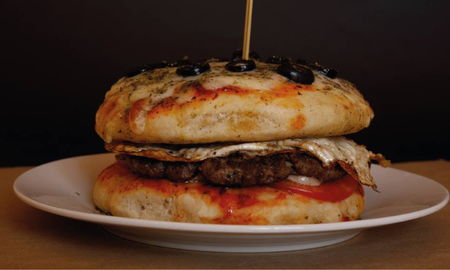 La receta más sencilla y económica para hacer la más rica hamburpizza La receta más sencilla y económica para hacer la más rica hamburpizza