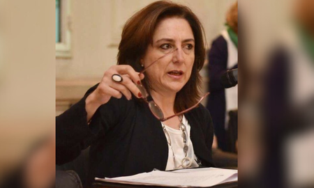 Analía Aucía es abogada y máster en género. Profesora e investigadora de la UNR. Integrante del Comité de América Latina y el Caribe para la Defensa de los Derechos de la Mujer, (CLADEM), enlace Argentina. Analía Aucía es abogada y máster en género. Profesora e investigadora de la UNR. Integrante del Comité de América Latina y el Caribe para la Defensa de los Derechos de la Mujer, (CLADEM), enlace Argentina.