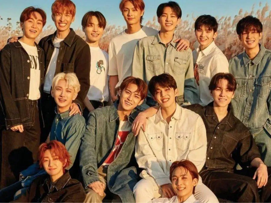 Los integrantes de SEVENTEEN renovaron sus contratos.