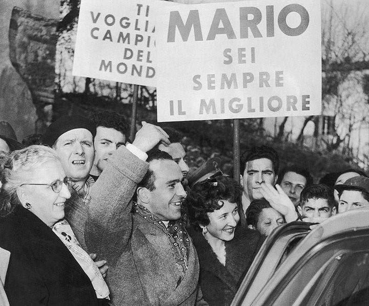 El sábado 10 de diciembre de 1955 y, en la Basílica de Santa Maria Novella, en Florencia, se casó con Luana Bacci –sorda como él– y, al año siguiente, sería padres de Annamaria. “Mamá y papá siempre se aseguraron de que yo no tuviera que adaptarme a ellos, ellos se adaptaron a mí
