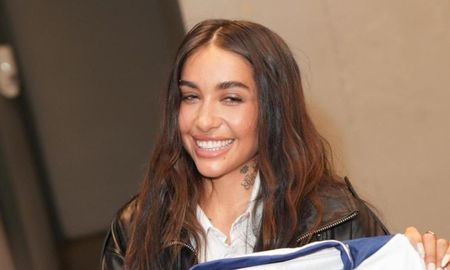 María Becerra cambió de camiseta: del guiño a Colón al furor con Gimnasia. María Becerra cambió de camiseta: del guiño a Colón al furor con Gimnasia.