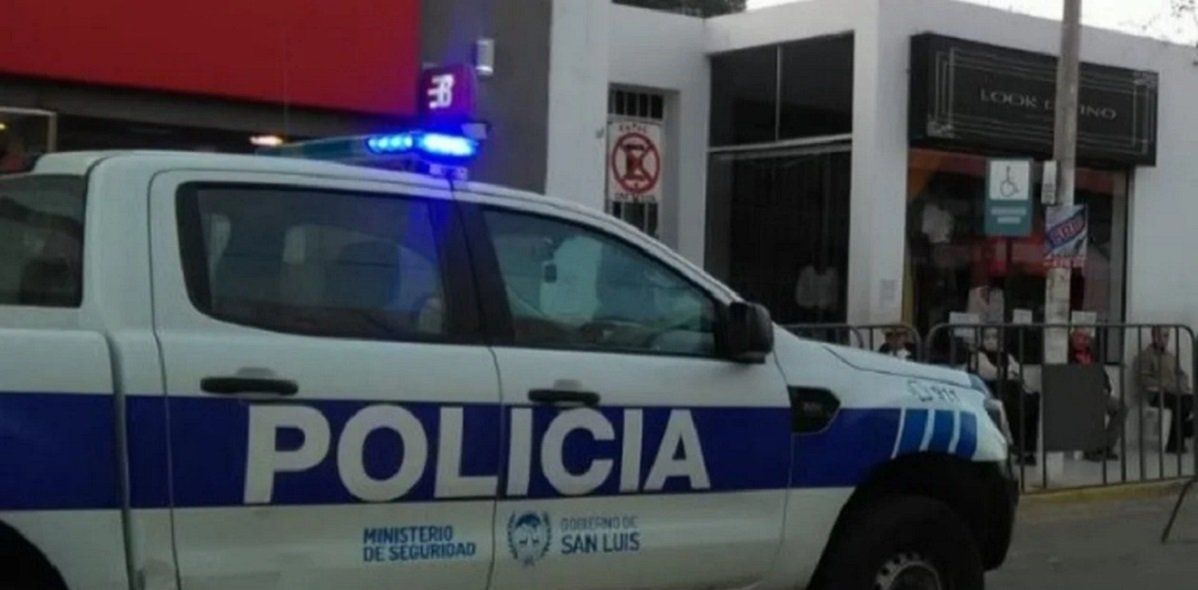 Son policías, armaron un asado con guitarreada en San Luis y terminaron en disponibilidad