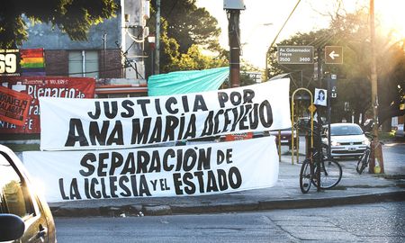Aire de Santa Fe | Panuelazo por ana maría acevedo en el Hospital Iturraspe Santa Fe