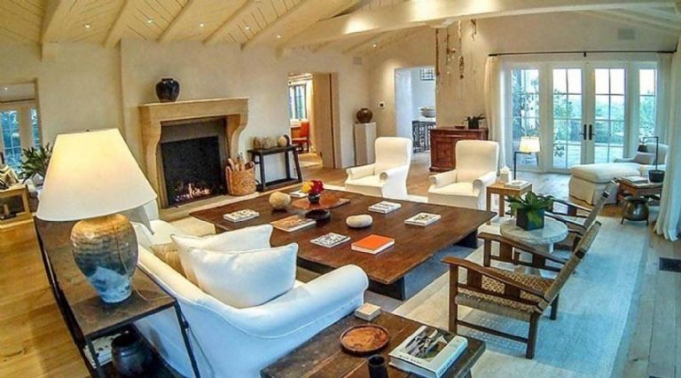 Es la segunda vez que Tom Cruise intenta vender su mansión.