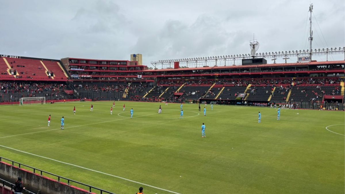 Colón le ganó al CADU y cerró un año para el olvido: Bernardi le dio un triunfo después de dos meses y medio