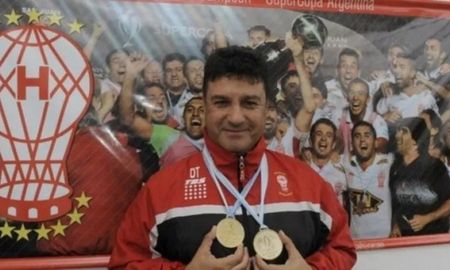 El entrenador de Huracán lanzó una repudiable frase al analizar una de sus etapas en el club de Parque Patricios y generó polémica. El entrenador de Huracán lanzó una repudiable frase al analizar una de sus etapas en el club de Parque Patricios y generó polémica.