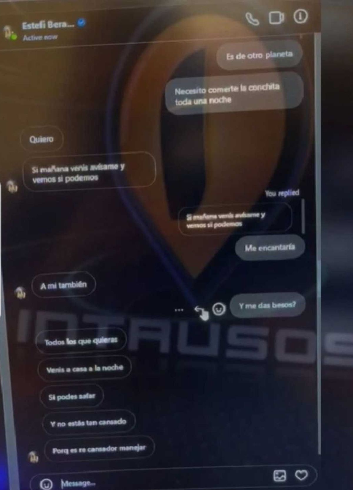 El fogoso chat entre Estefanía Berardi y Fede Bal.