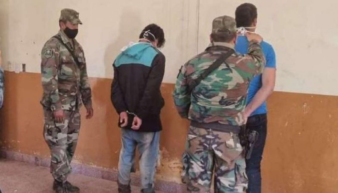 Un subcomisario irrumpió en una fiesta clandestina y lo mataron a palazos