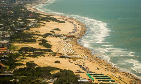 Explota el fin de semana de carnaval: casi no hay lugar en Mar del Plata, Villa Gesell y La Costa Explota el fin de semana de carnaval: casi no hay lugar en Mar del Plata, Villa Gesell y La Costa