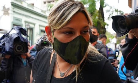 Griselda Morel, la psicopedagoga de Dieguito Fernando, lo acompañaba cada vez que visitaba a su padre. Griselda Morel, la psicopedagoga de Dieguito Fernando, lo acompañaba cada vez que visitaba a su padre.