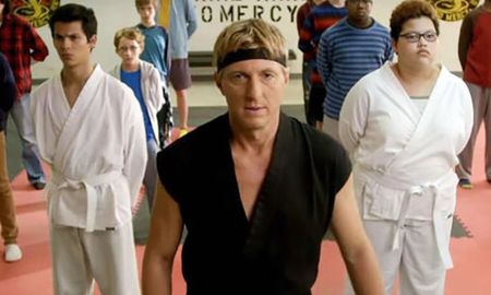 Las entregas de la serie cautivaron tanto a los adultos que crecieron con los personajes de Daniel Larusso, el señor Miyagi y Johnny Lawrence, como a los más chicos de la familia que se vieron atrapados por las escenas de artes marciales que hacen a la serie. Las entregas de la serie cautivaron tanto a los adultos que crecieron con los personajes de Daniel Larusso, el señor Miyagi y Johnny Lawrence, como a los más chicos de la familia que se vieron atrapados por las escenas de artes marciales que hacen a la serie.