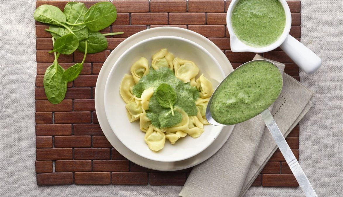 Salsa de espinaca para todas las pastas.
