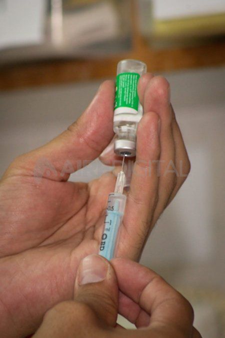 Más de 17.000 adultos mayores residentes en geriátricos de la provincia fueron inoculados con la vacuna Covishield, producida en India y desarrollada por la Universidad de Oxford y AstraZeneca.