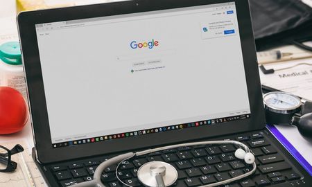 Si bien Google no confirmó su nombre, grandes rumores apuntan a que se llamará Health. Si bien Google no confirmó su nombre, grandes rumores apuntan a que se llamará Health.