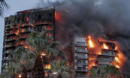 Incendio de edificios en Valencia dejó un saldo de 9 víctimas fatales hasta el momento. Incendio de edificios en Valencia dejó un saldo de 9 víctimas fatales hasta el momento.