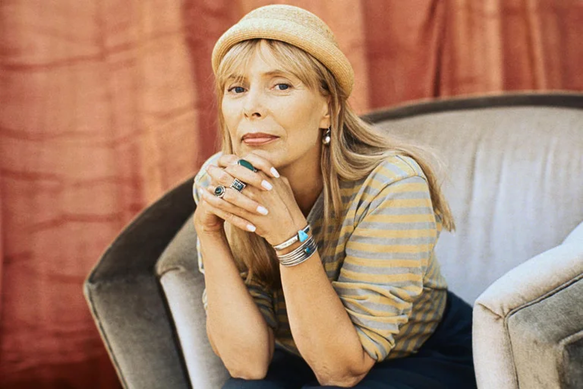 La cantante canadiense de m&uacute;sica folk, Roberta Joan Anderson, mejor conocida como Joni Mitchell, sufri&oacute; una fuerte crisis de salud en el 2015.