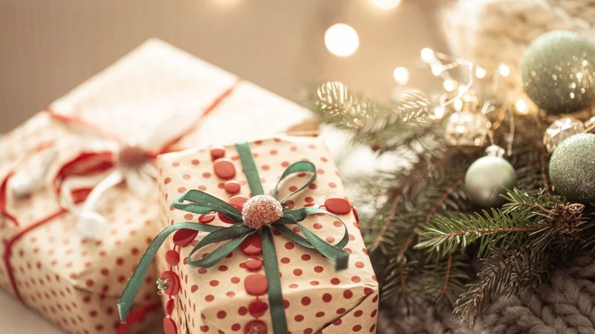 Hoy se arma el arbolito y se lanza oficialmente la temporada de la Navidad. Foto: Agencia Noticias Argentinas - Freepik. Hoy se arma el arbolito y se lanza oficialmente la temporada de la Navidad. Foto: Agencia Noticias Argentinas - Freepik.