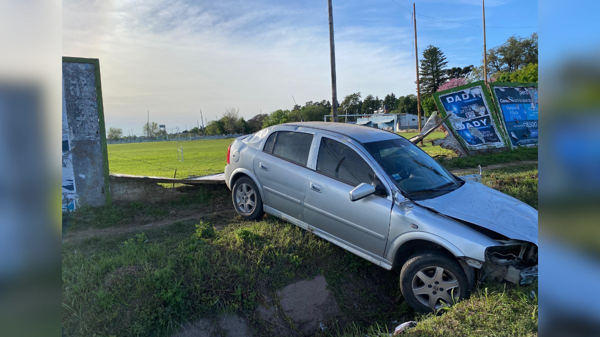 Un conductor perdió el control de su vehículo en Aristóbulo del Valle