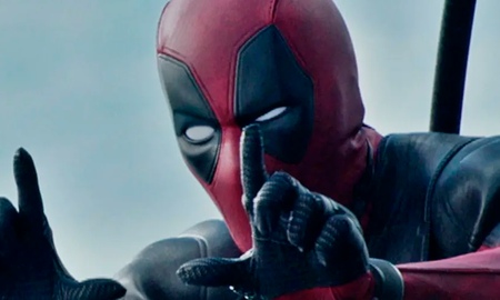 Deadpool arriba al Universo Cinematográfico de Marvel de la forma más inesperada. Deadpool arriba al Universo Cinematográfico de Marvel de la forma más inesperada.