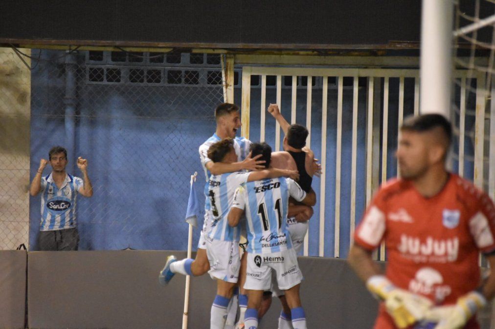 Atlético de Rafaela venció a Gimnasia de Jujuy y se mantiene con chances