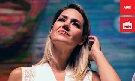 En su debut electoral, la periodista Carolina Losada ganó la categoría de senadores nacionales por la provincia de Santa Fe. En su debut electoral, la periodista Carolina Losada ganó la categoría de senadores nacionales por la provincia de Santa Fe.