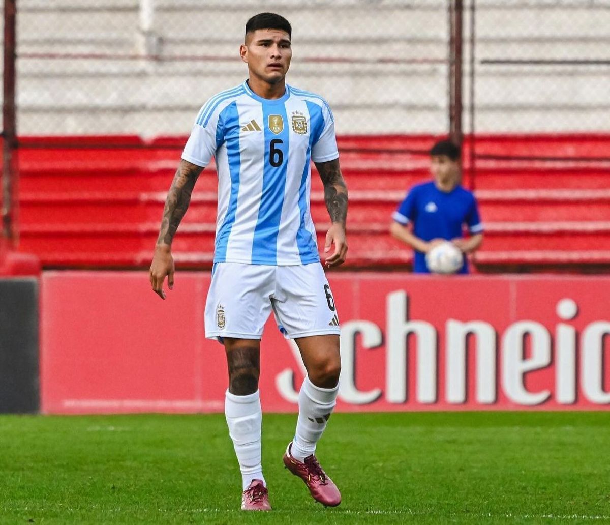 Bruno Amione, futbolista oriundo de Calchaquí, fue convocado por Javier Mascherano para los Juegos Olímpicos.