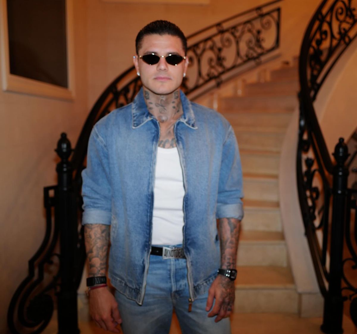 El look de Mauro Icardi para la fiesta de cumpleaños de Mery del Cerro. El look de Mauro Icardi para la fiesta de cumpleaños de Mery del Cerro.