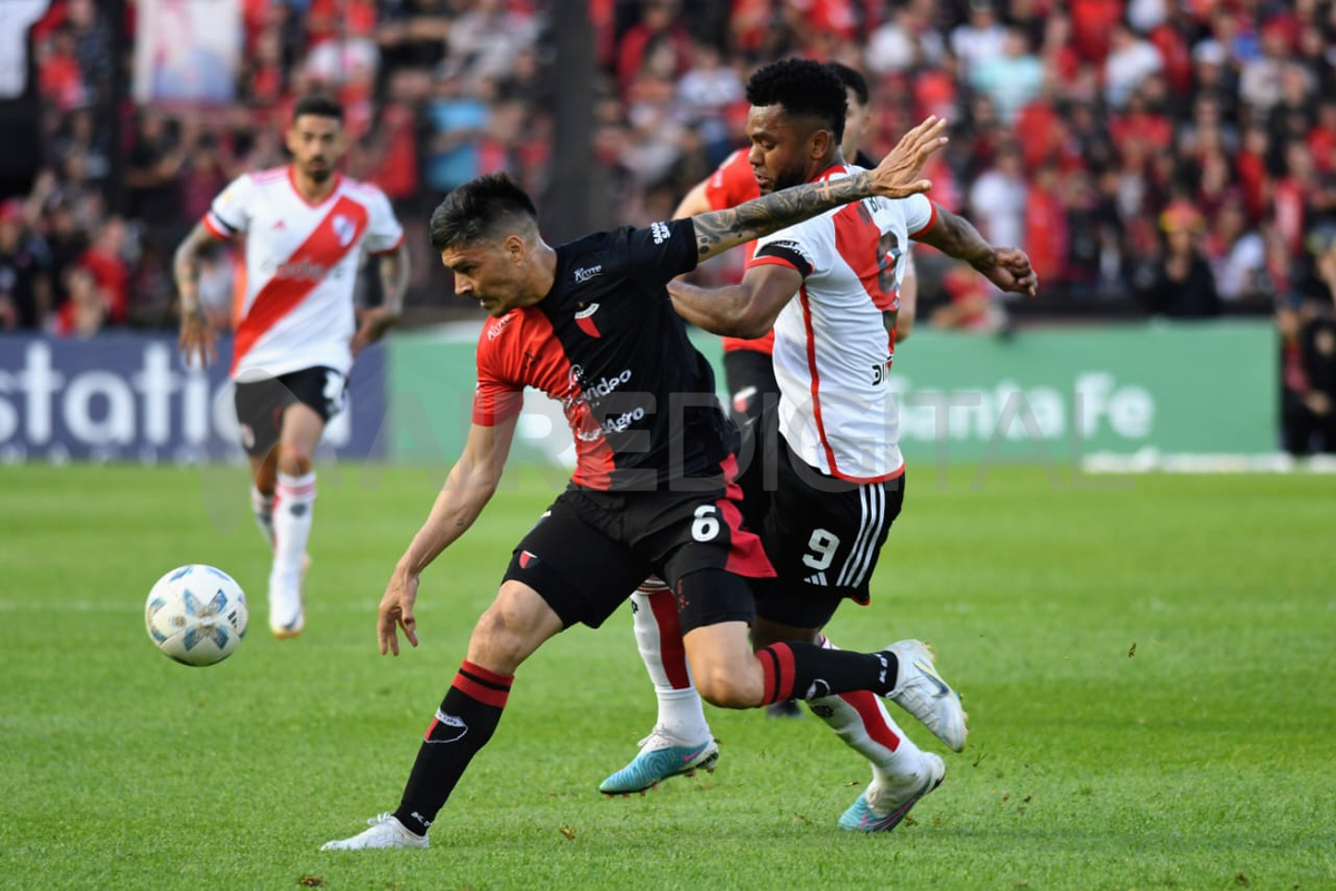 Colón y River igualaron 2 a 2 por la novena fecha de la Copa de la Liga.