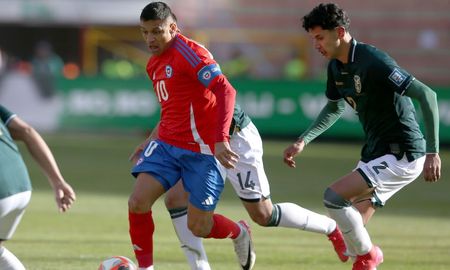 Por tercera certamen consecutivo, Chile no jugará la Copa del Mundo. Por tercera certamen consecutivo, Chile no jugará la Copa del Mundo.