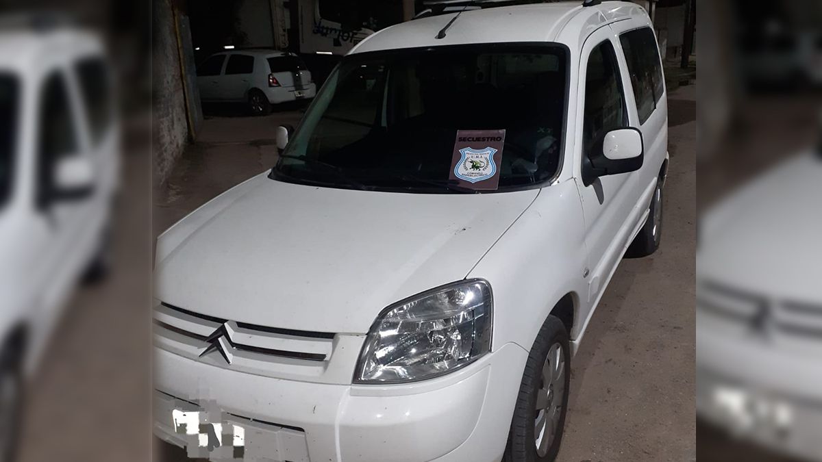 La camioneta a la que intentó robar el ladrón.&nbsp;