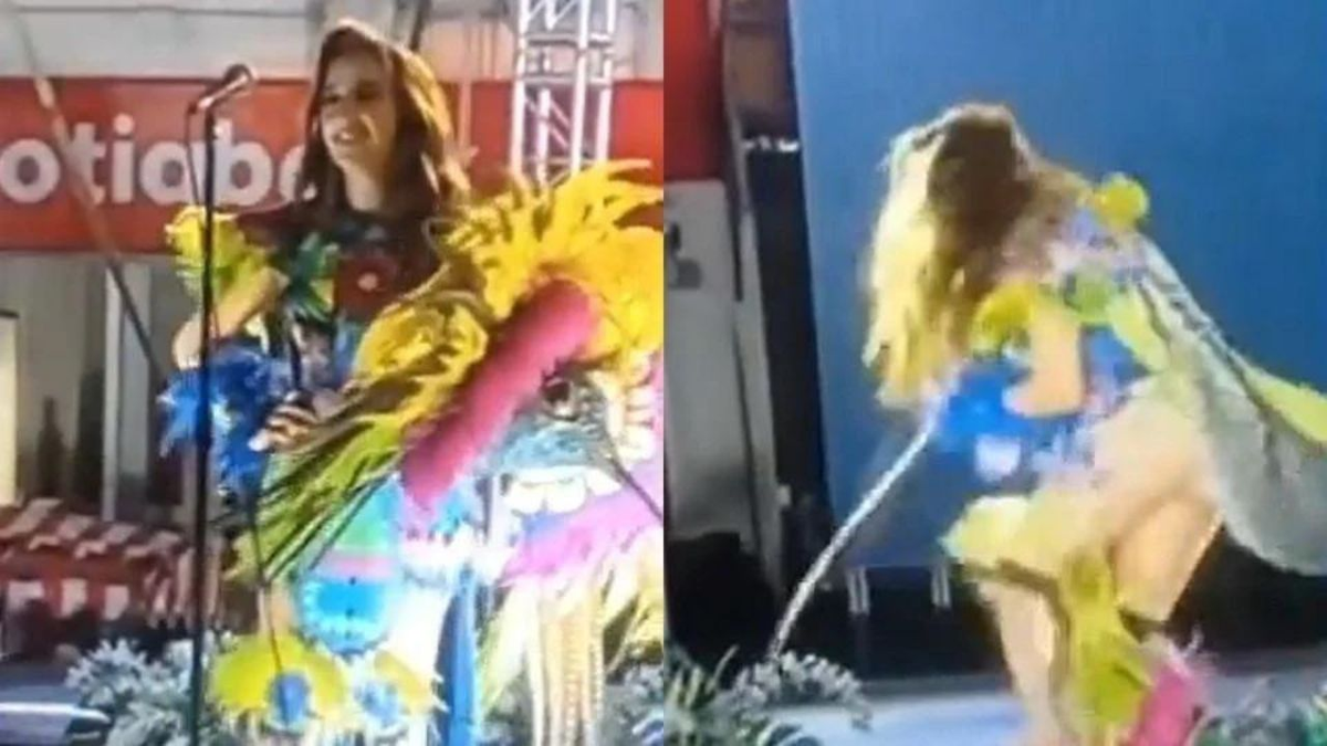 México: una modelo agarró un micrófono