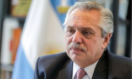 El presidente confía en que la mayor parte del FDT acompañará el nuevo acuerdo. El presidente confía en que la mayor parte del FDT acompañará el nuevo acuerdo.