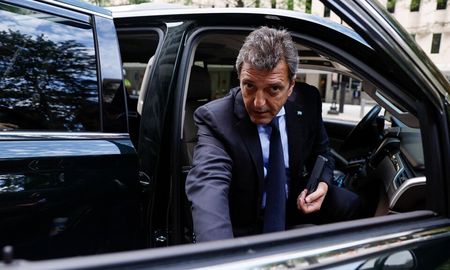 El Frente Renovador quiere que Sergio Massa sea el candidato del consenso para las elecciones. El Frente Renovador quiere que Sergio Massa sea el candidato del consenso para las elecciones.