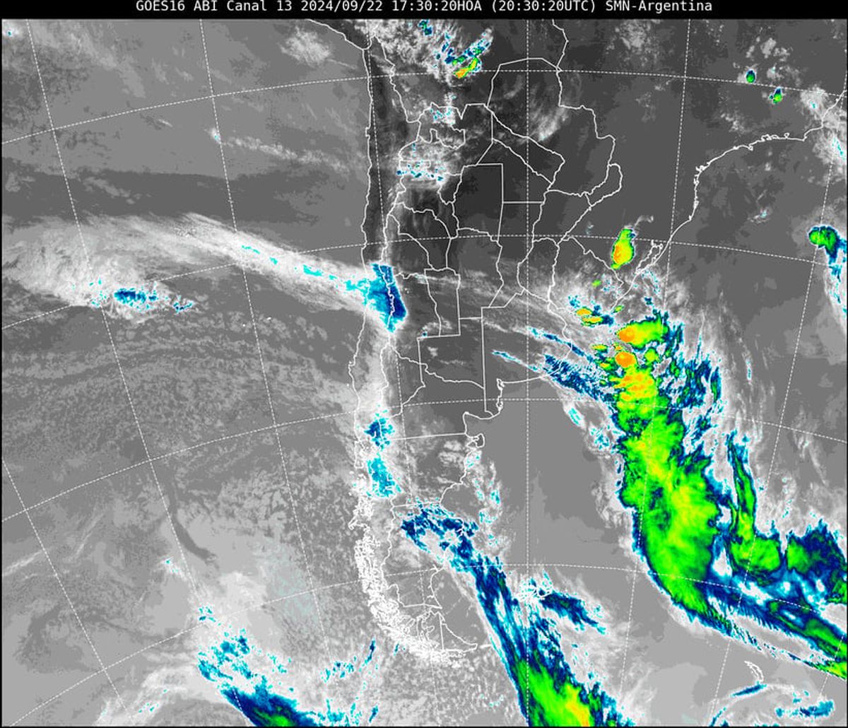 La imagen satelital nos muestra nuestra provincia con nubosidad variada y dispersa, sobre todo en centro y sur. La imagen satelital nos muestra nuestra provincia con nubosidad variada y dispersa, sobre todo en centro y sur.