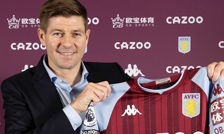 Steven Gerrard fue presentado como nuevo entrenador del Aston Villa, donde juegan Emiliano Dibu Martínez y Emiliano Buendía. Steven Gerrard fue presentado como nuevo entrenador del Aston Villa, donde juegan Emiliano Dibu Martínez y Emiliano Buendía.