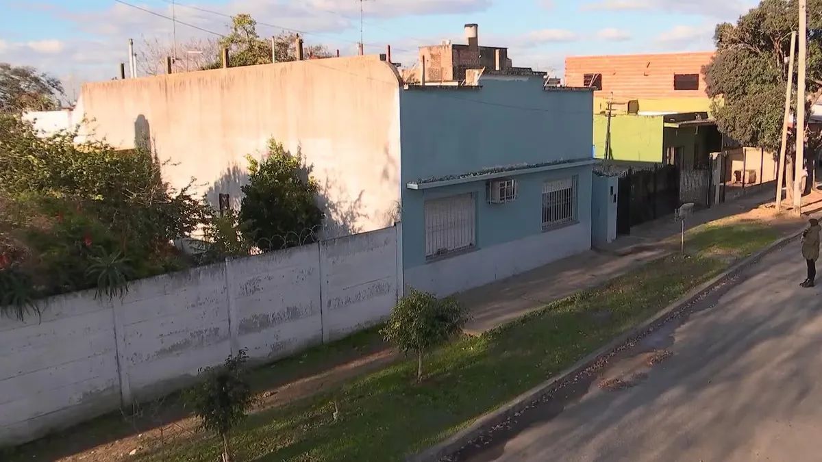 La mujer murió luego de recibir un disparo durante un violento robo en su casa. Su hija reclamó justicia y sostuvo que los delincuentes "la mataron por nada". La mujer murió luego de recibir un disparo durante un violento robo en su casa. Su hija reclamó justicia y sostuvo que los delincuentes "la mataron por nada".