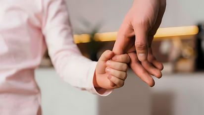 San Lorenzo: la Justicia santafesina decidió que un deudor alimentario pague la cuota a través de la factura de luz