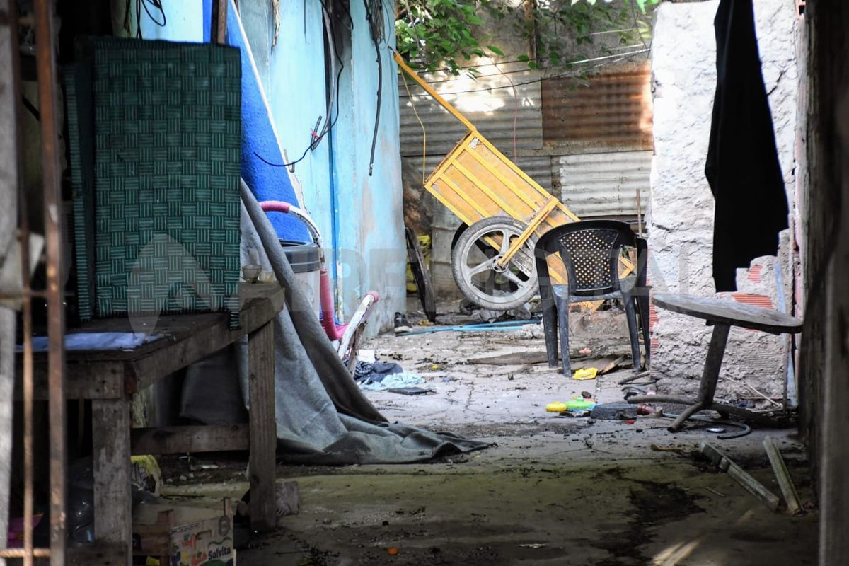 Luego del doble homicidio se produjeron más tiroteos en la zona del barrio Gráfico, dominado hasta hace unos años por el clan Villalba. Luego del doble homicidio se produjeron más tiroteos en la zona del barrio Gráfico, dominado hasta hace unos años por el clan Villalba.