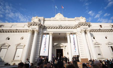 La Convención Reformadora de la Constitución de Santa Fe ya tiene reglamento aprobado por unanimidad﻿.