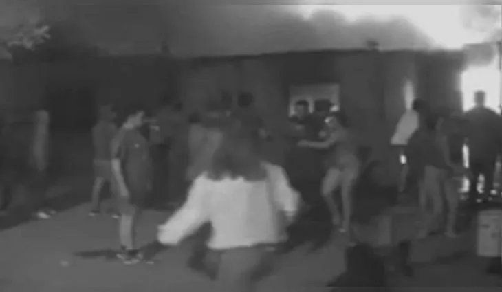 Tres menores también sufrieron heridas.