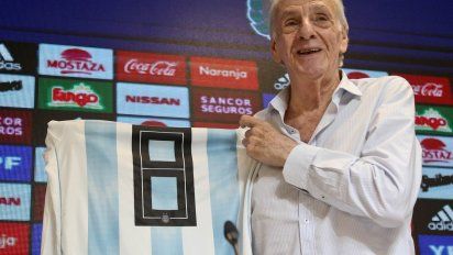César Luis Menotti:  
