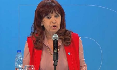 Cristina Kirchner encabezará el Encuentro de la Cultura Popular para desmontar el relato de la derrota Cristina Kirchner encabezará el Encuentro de la Cultura Popular para desmontar el relato de la derrota