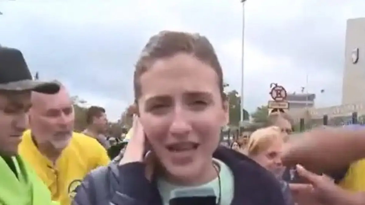 Echaron a Carolina Amoroso y al equipo de TN de una marcha por Jair Bolsonaro en Brasil: Fuera Argentina