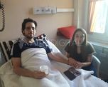 Gabriel Otte junto a su novia Joana Priscila Ayala en el Hospital Cullen Gabriel Otte junto a su novia Joana Priscila Ayala en el Hospital Cullen