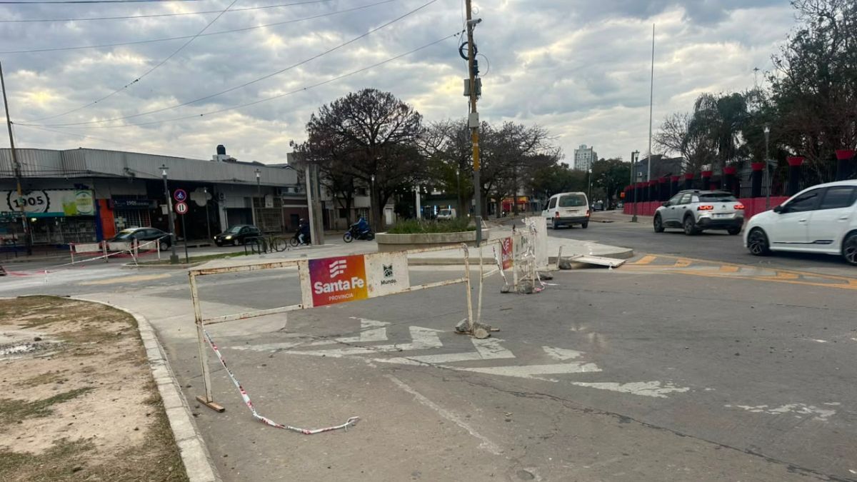 Los trabajos sobre la calzada ya finalizaron, pero el acceso desde Santo Tomé hacia Dr. Zavalla permanece cerrado hasta que se habilite el sector reparado.