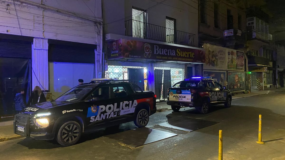 El grave episodio ocurrió en un bazar de calle San Jerónimo, casi en el cruce con Salta, en la ciudad de Santa Fe.